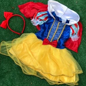Disney Costumes - Snow White Infant Costume Disney Costumes - Snow White Infant Costume